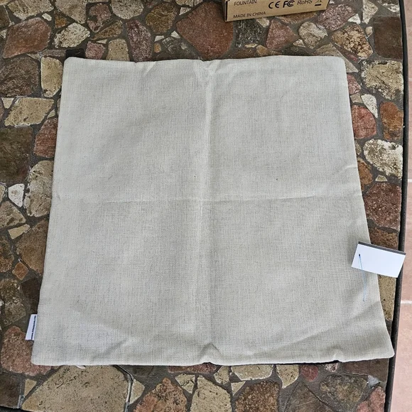 Festive Halloween Pillow Case X 2, 4th Emotion Brand, Zip Close, Black And Cream - Picture 5 of 6